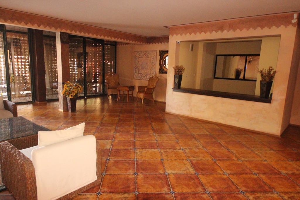 Menada Villa Bonita Apartments Pantai Sunny Luaran gambar