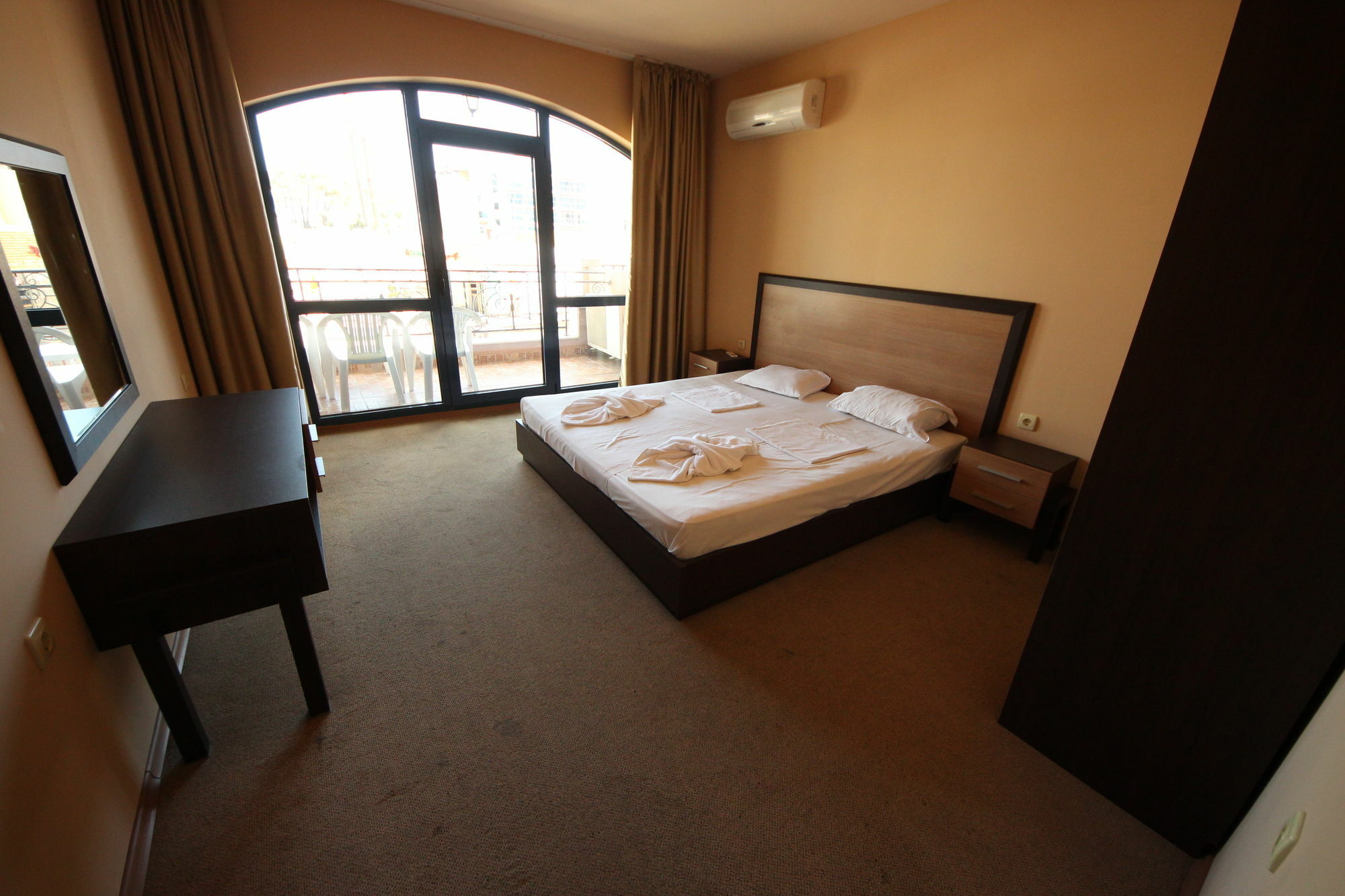 Menada Villa Bonita Apartments Pantai Sunny Luaran gambar