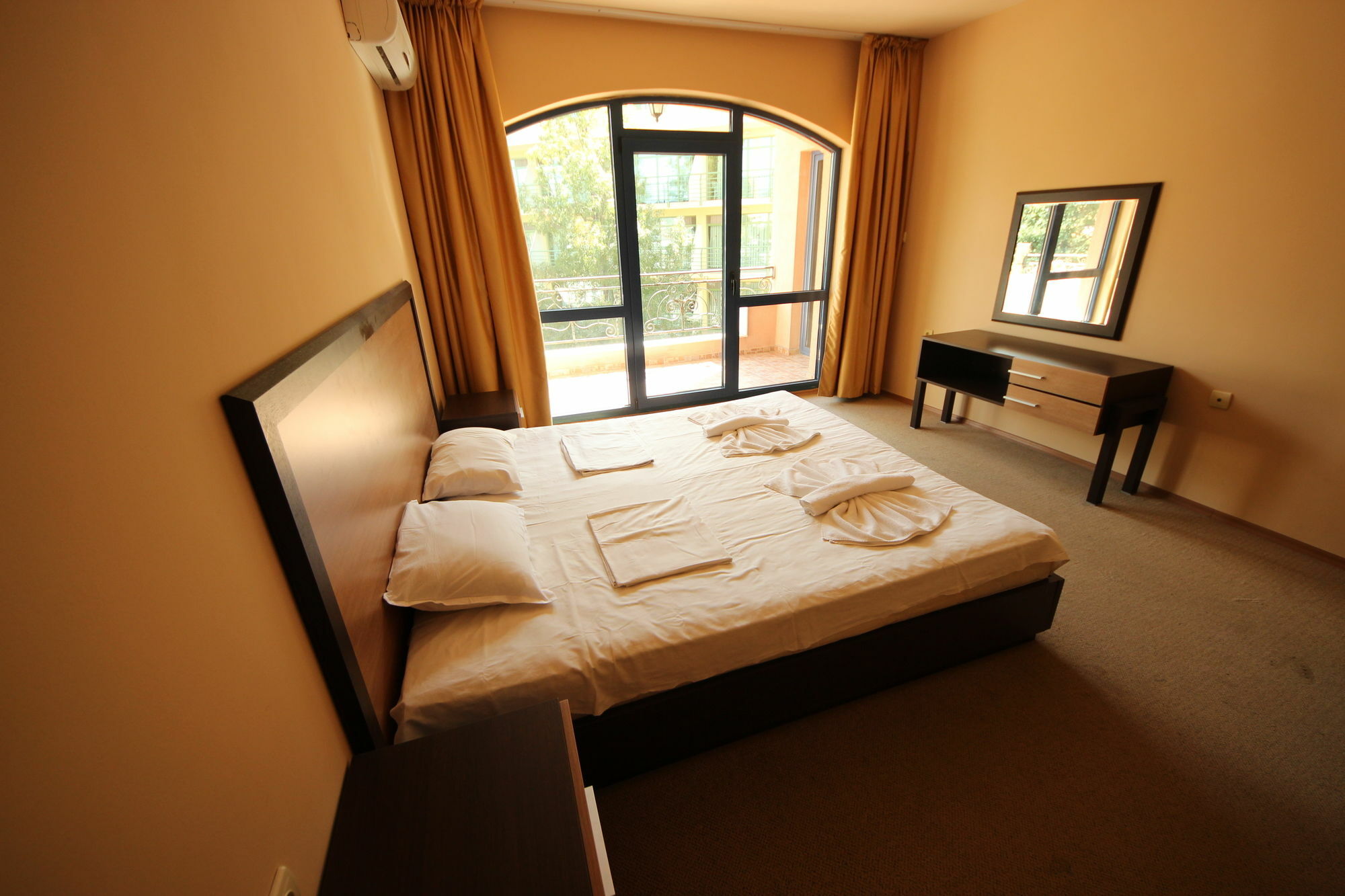 Menada Villa Bonita Apartments Pantai Sunny Luaran gambar